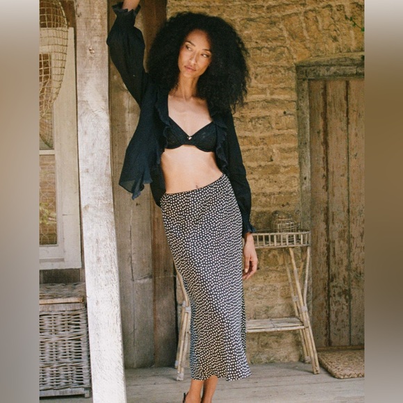 Doen Dresses & Skirts - DÔEN Sz S Elowena Skirt in Camille dot  Black and White Polka Dot Midi Skirt